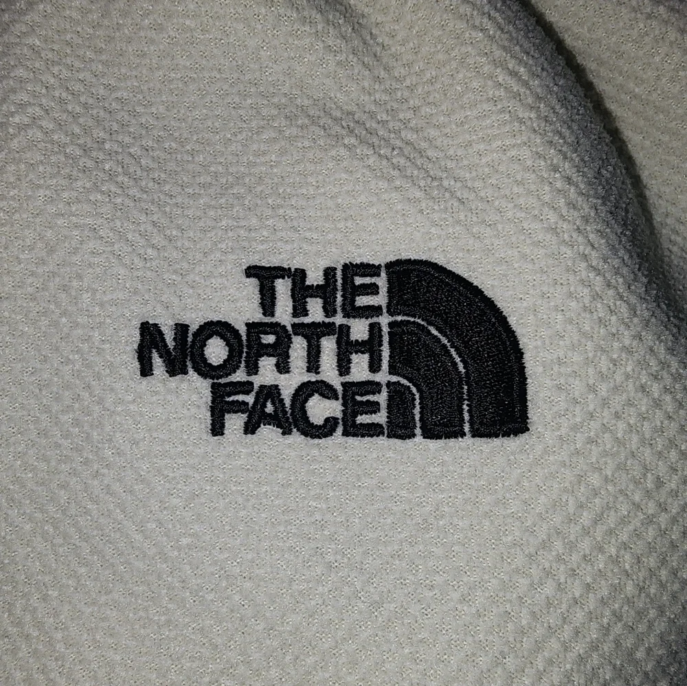 The North Face Men's Textured Cap Rock 1/4 Zip Size Small.